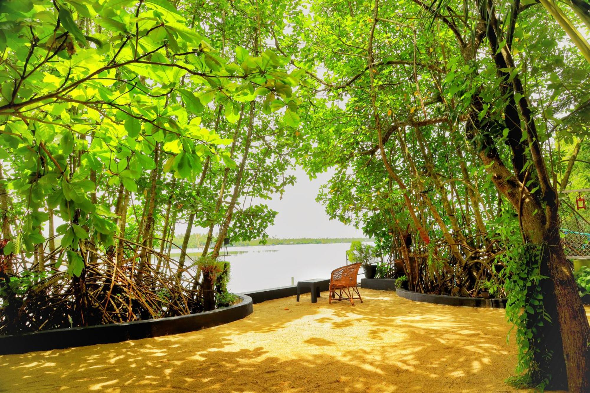 Lakefront Beach Homes Cherai Beach Exterior foto